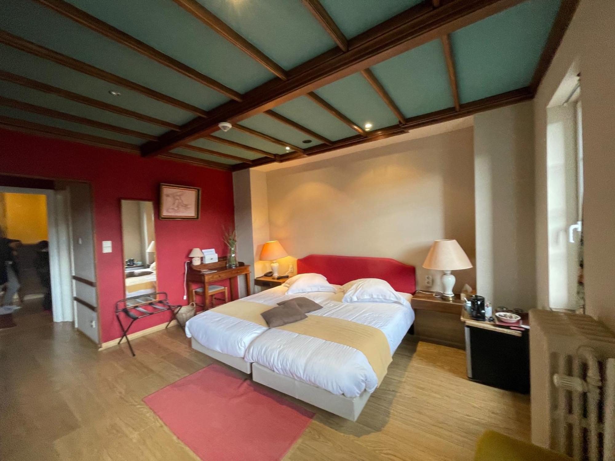 Le Cosy Hotel บูยง ภายนอก รูปภาพ