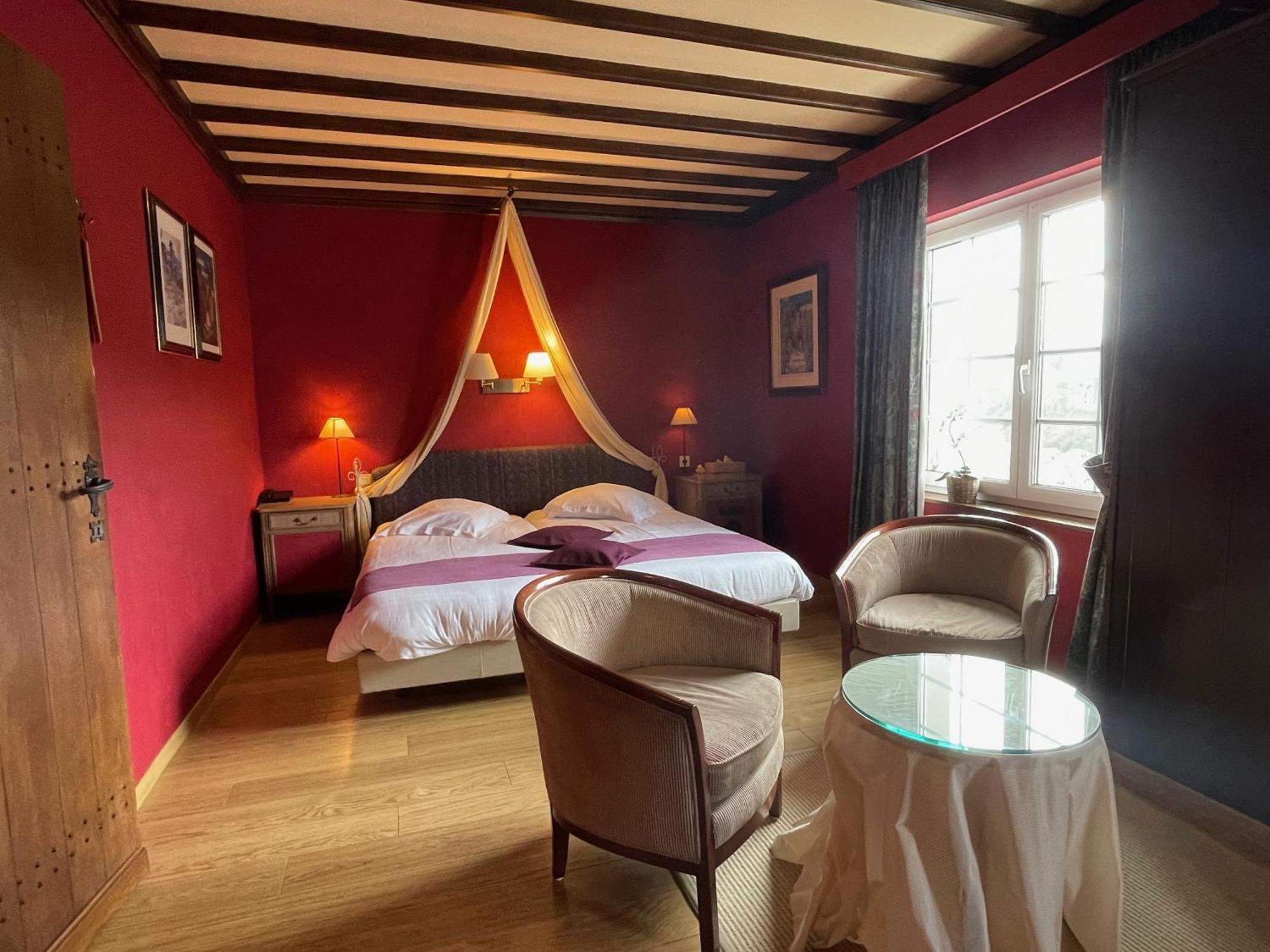 Le Cosy Hotel บูยง ภายนอก รูปภาพ
